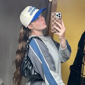 Meet your Posher, Abby